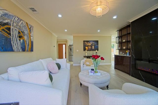 114 Cumulus Avenue, Sunnyvale, CA 94087