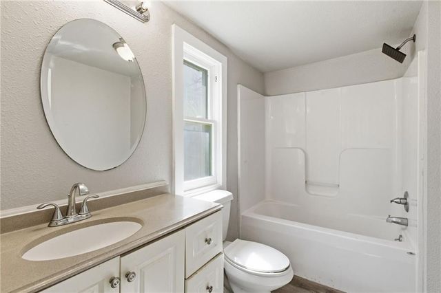 1209 Kingman Street, Leavenworth, KS 66048