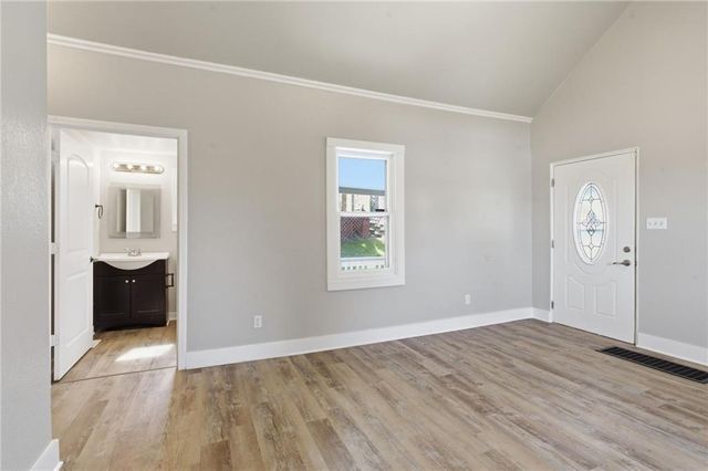 1209 Kingman Street, Leavenworth, KS 66048