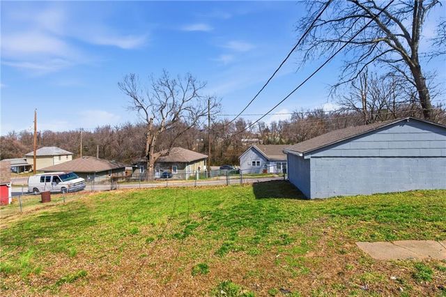 1209 Kingman Street, Leavenworth, KS 66048