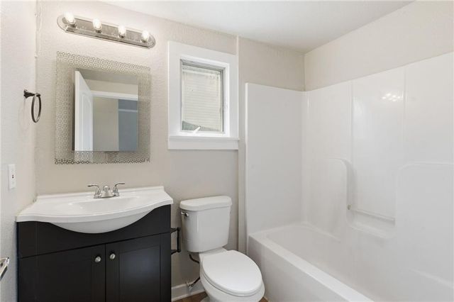 1209 Kingman Street, Leavenworth, KS 66048