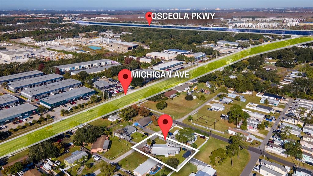 Image 2 of property listing at 2753 BURROWS AVENUE, Kissimmee, FL 34744