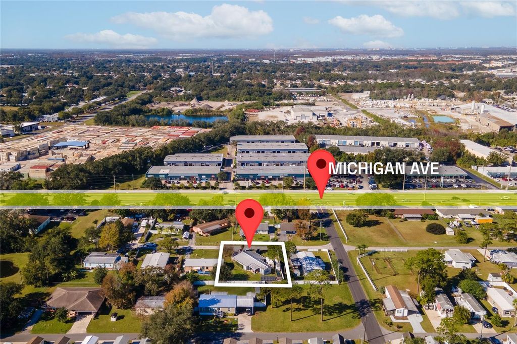 Image 3 of property listing at 2753 BURROWS AVENUE, Kissimmee, FL 34744