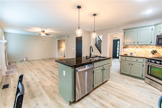 4222 Honey Creek Way, Powder Springs, GA 30127