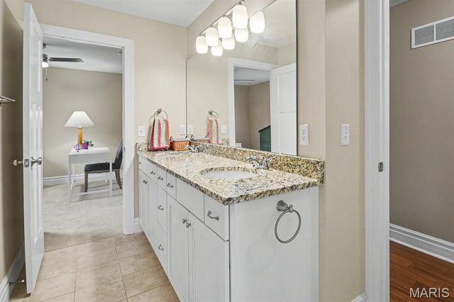 1020 Brownell Avenue, St Louis, MO 63122