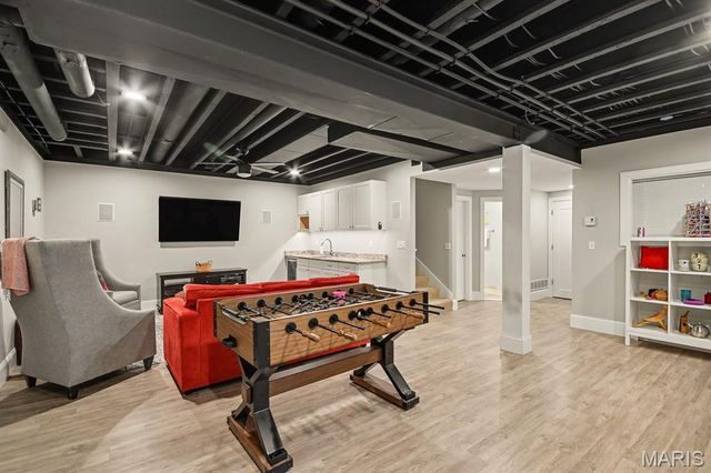 1020 Brownell Avenue, St Louis, MO 63122
