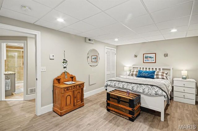 1020 Brownell Avenue, St Louis, MO 63122