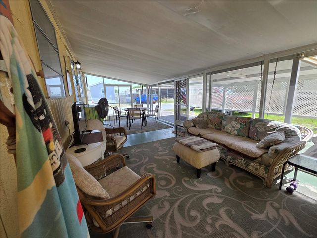1110 49TH AVE DRIVE W, Bradenton, FL 34207