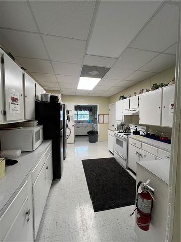 1110 49TH AVE DRIVE W, Bradenton, FL 34207