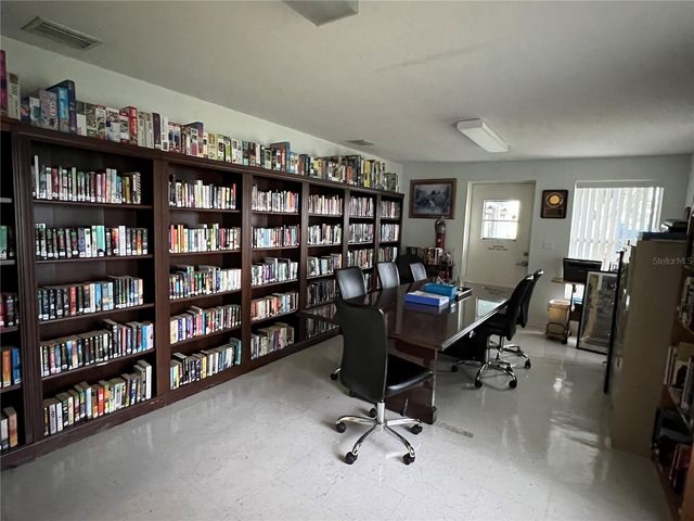 1110 49TH AVE DRIVE W, Bradenton, FL 34207