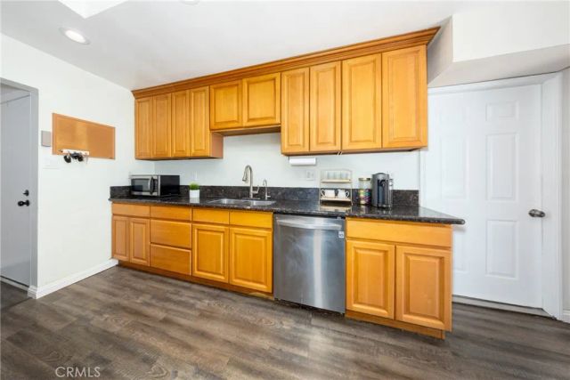 10512 Rose Hedge, Whittier, CA 90606