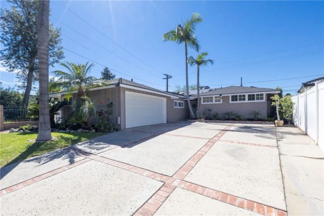 10512 Rose Hedge, Whittier, CA 90606