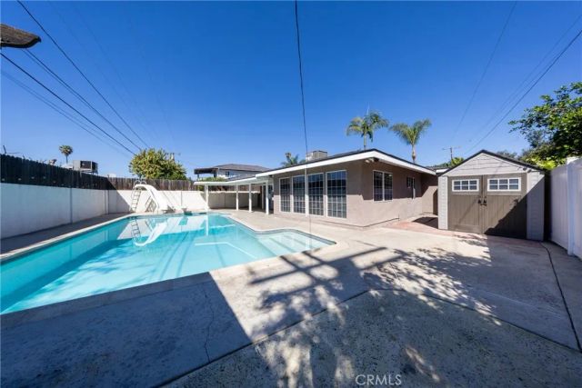 10512 Rose Hedge, Whittier, CA 90606