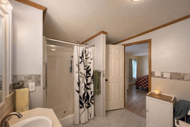 41 Thrush Lane, Lyndon, VT 05851
