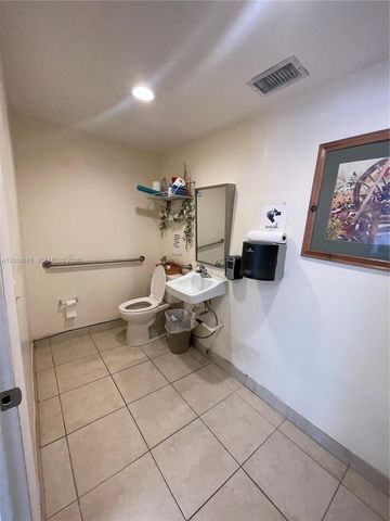 10393 SW 186th Street 1H, Cutler Bay, FL 33157