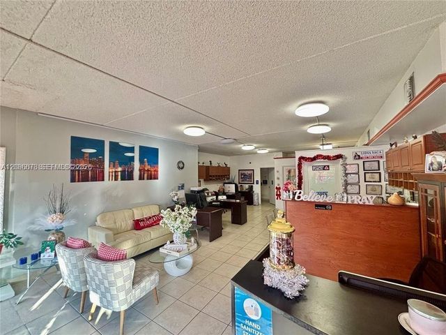 10393 SW 186th Street 1H, Cutler Bay, FL 33157