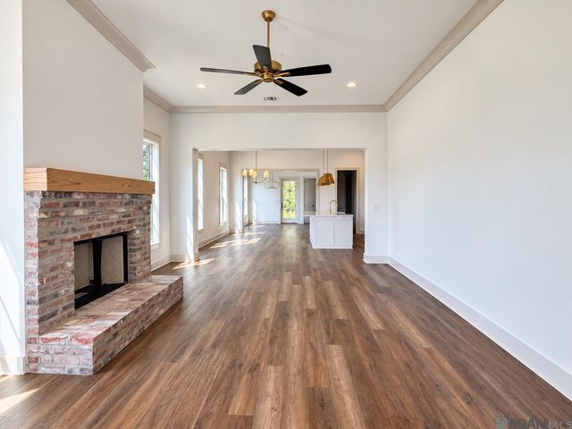 13037 Magnolia Square Dr, Central, LA 70818