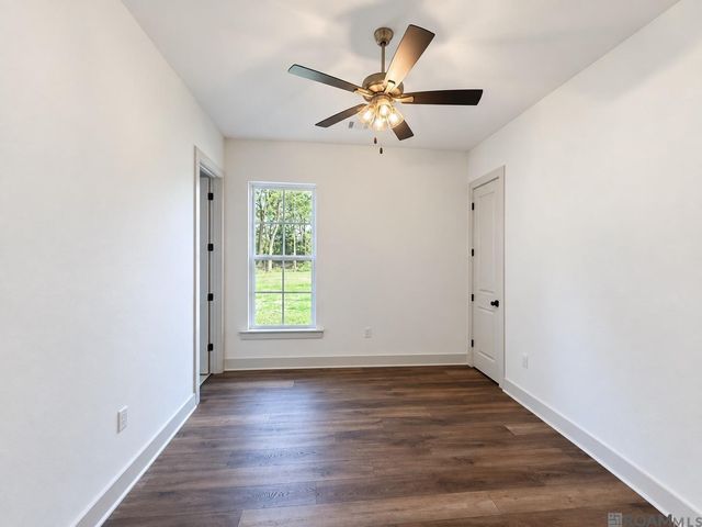 13037 Magnolia Square Dr, Central, LA 70818