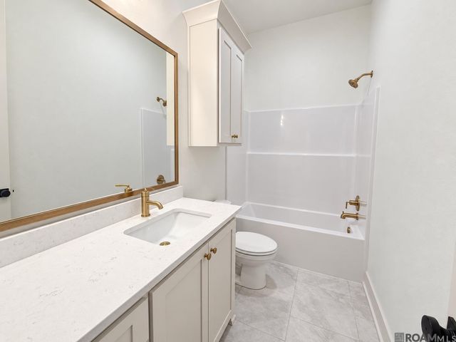 13037 Magnolia Square Dr, Central, LA 70818
