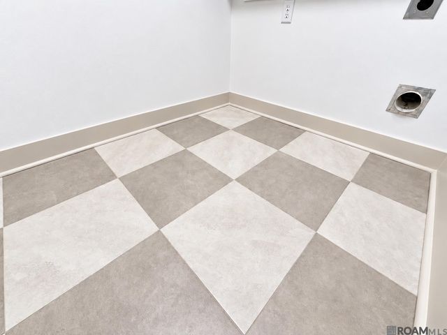13037 Magnolia Square Dr, Central, LA 70818