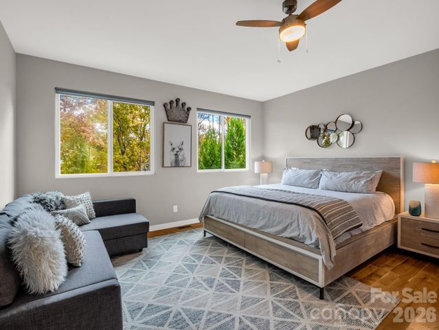 80 Richland Street, Asheville, NC 28806