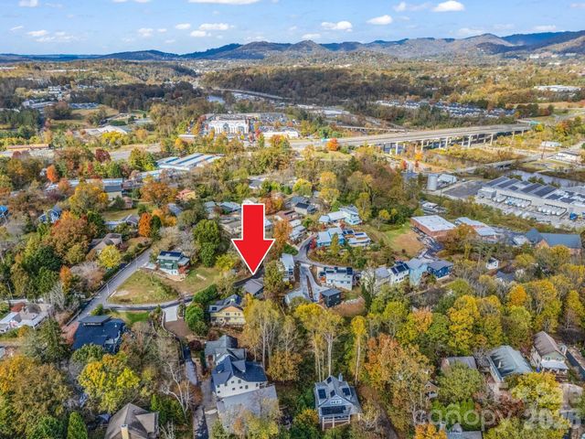 80 Richland Street, Asheville, NC 28806
