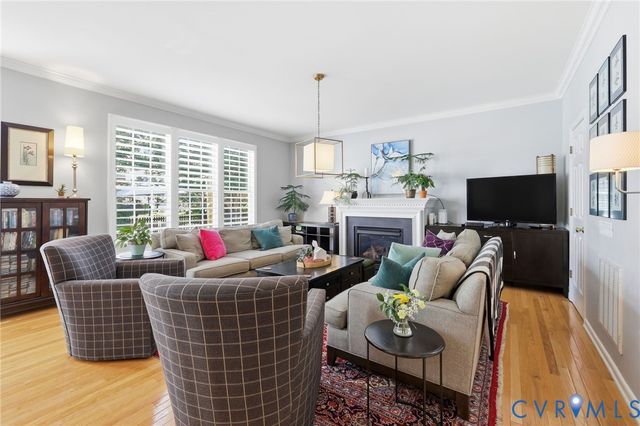 4909 Parsons Walk Pl, Glen Allen, VA 23059