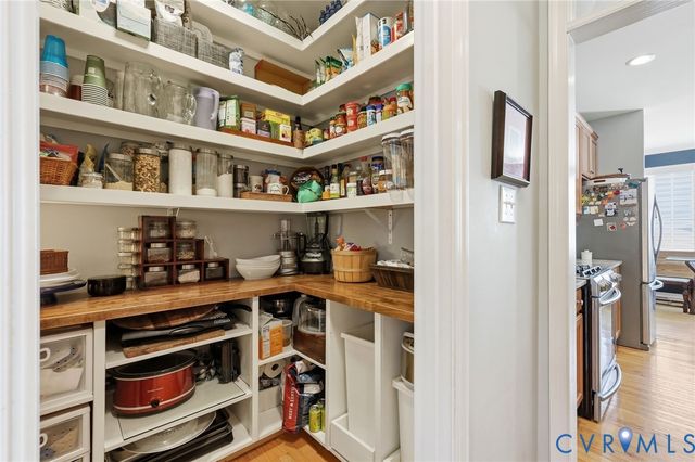 4909 Parsons Walk Pl, Glen Allen, VA 23059