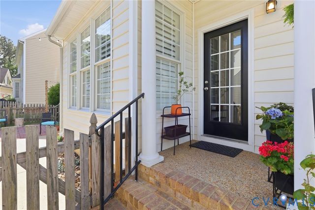 4909 Parsons Walk Pl, Glen Allen, VA 23059