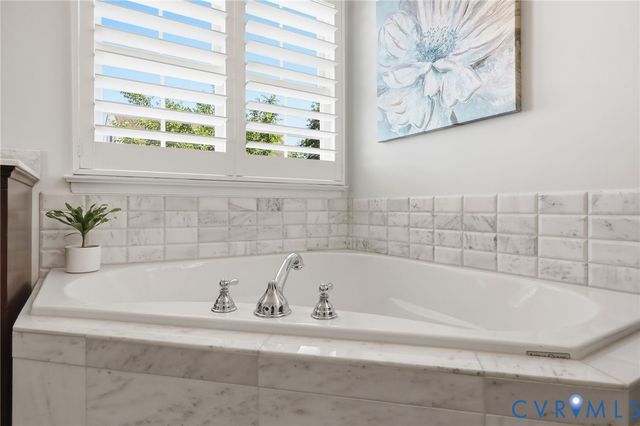 4909 Parsons Walk Pl, Glen Allen, VA 23059