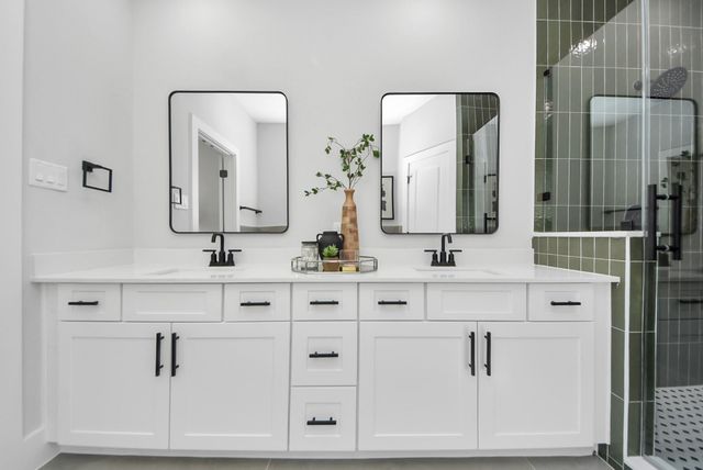 4814 Cochran Street, Houston, TX 77009