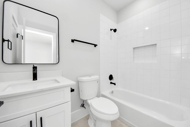 4814 Cochran Street, Houston, TX 77009