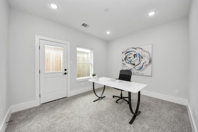 4814 Cochran Street, Houston, TX 77009