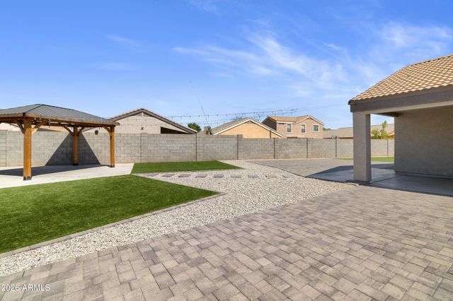 14809 N EL FRIO Circle, El Mirage, AZ 85335
