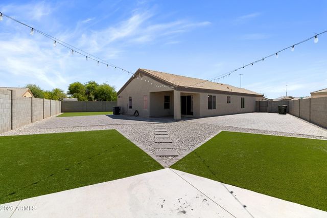 14809 N EL FRIO Circle, El Mirage, AZ 85335