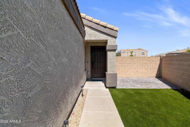 14809 N EL FRIO Circle, El Mirage, AZ 85335