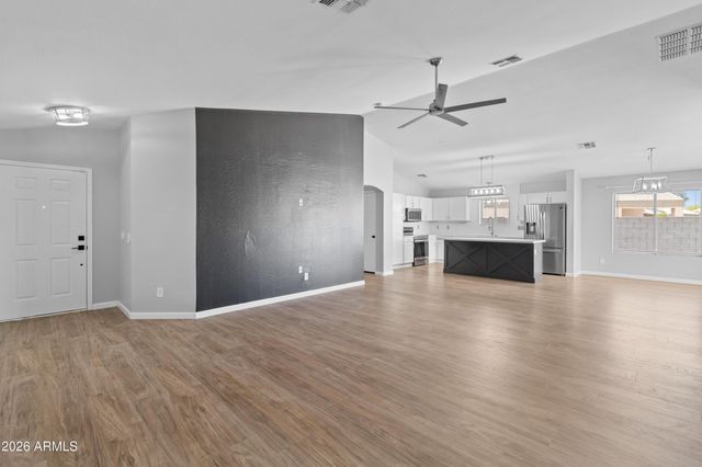 14809 N EL FRIO Circle, El Mirage, AZ 85335