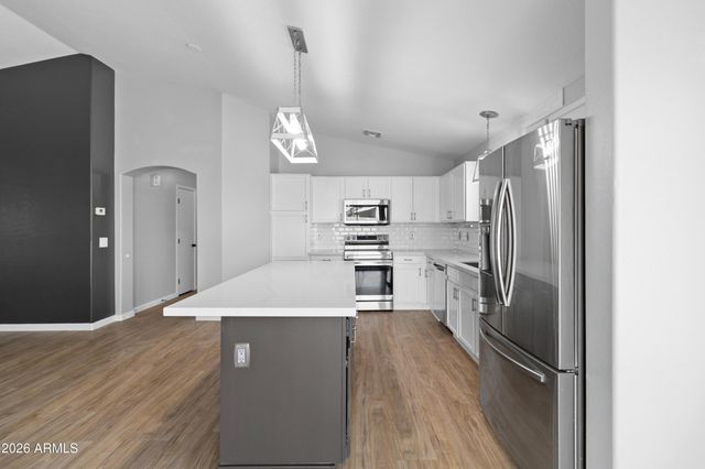 14809 N EL FRIO Circle, El Mirage, AZ 85335