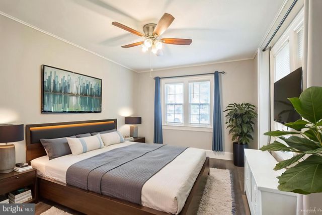 208 FARRAGUT ST NW #104, Washington, DC 20011