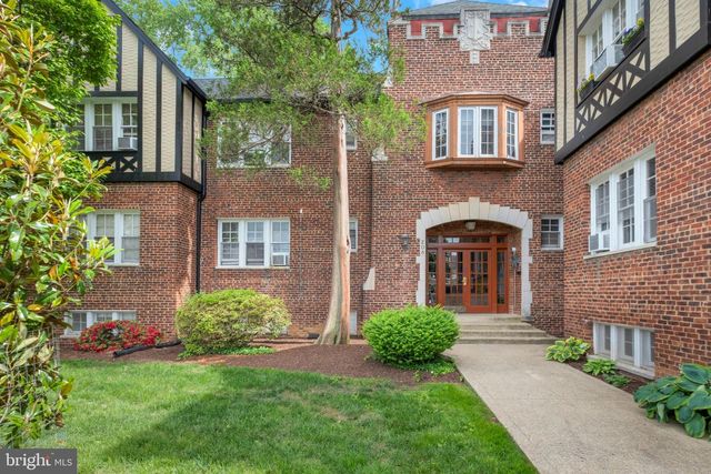 208 FARRAGUT ST NW #104, Washington, DC 20011