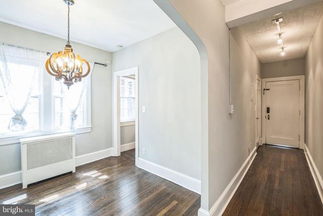 208 FARRAGUT ST NW #104, Washington, DC 20011