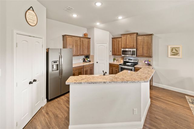 417 Highmeadow Drive, Aubrey, TX 76227