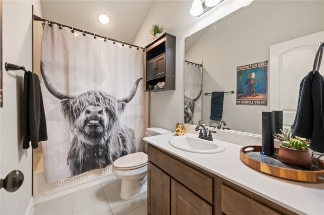 417 Highmeadow Drive, Aubrey, TX 76227