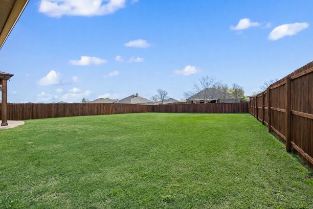 417 Highmeadow Drive, Aubrey, TX 76227