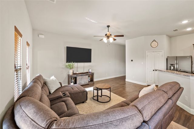 417 Highmeadow Drive, Aubrey, TX 76227