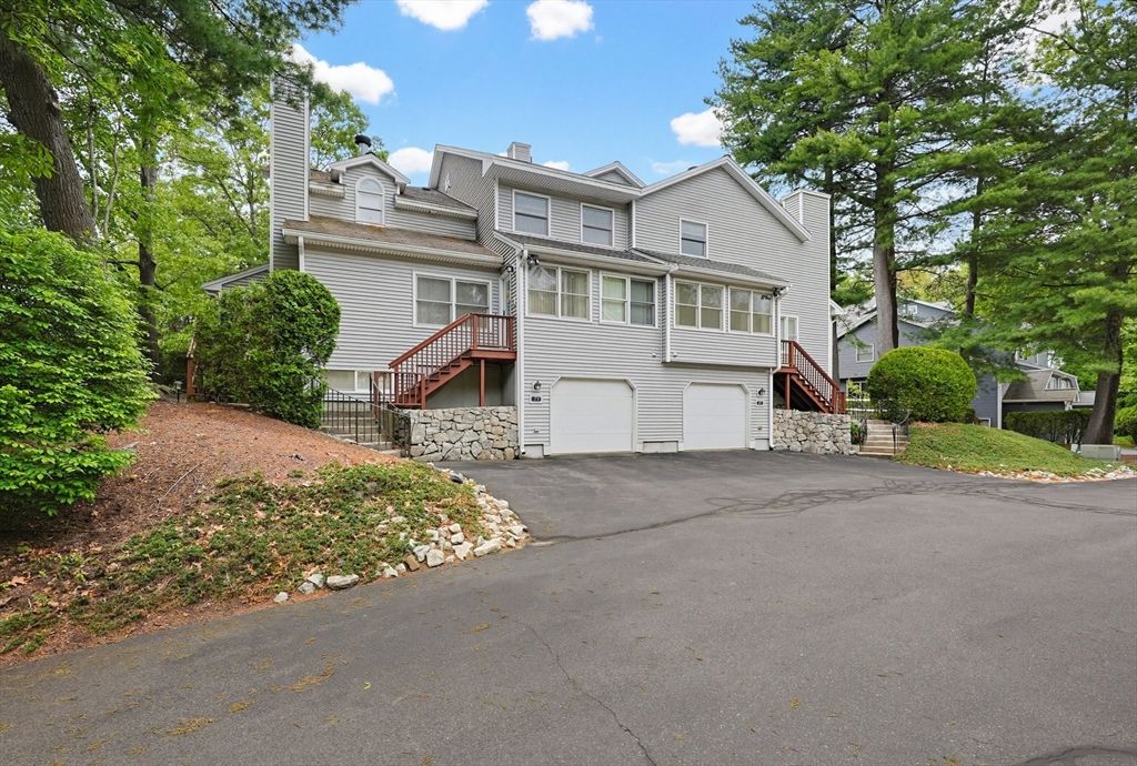 81 Arrowhead Cir 81, Ashland, MA 01721