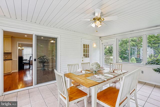 6 INDIAN RUN RD, Princeton Junction, NJ 08550
