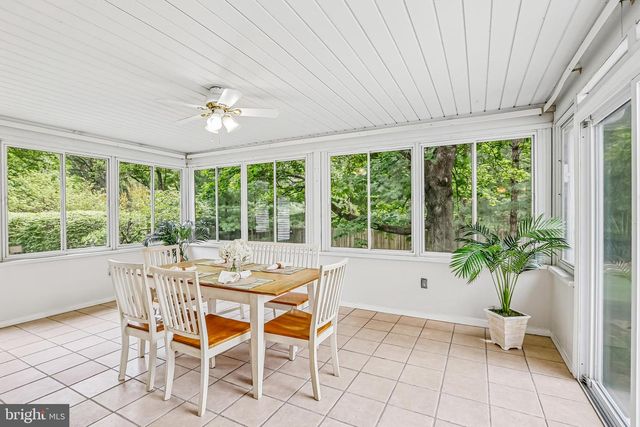 6 INDIAN RUN RD, Princeton Junction, NJ 08550