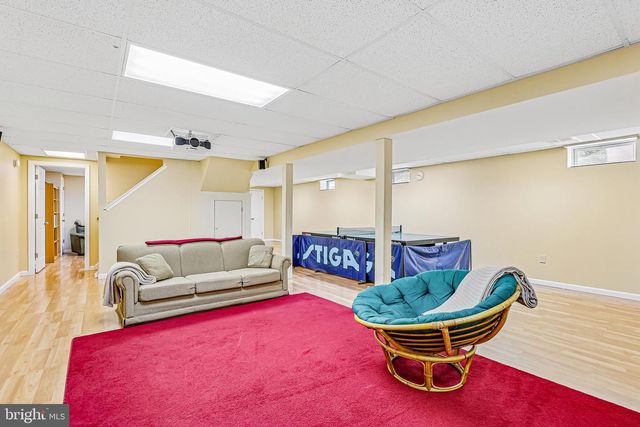 6 INDIAN RUN RD, Princeton Junction, NJ 08550