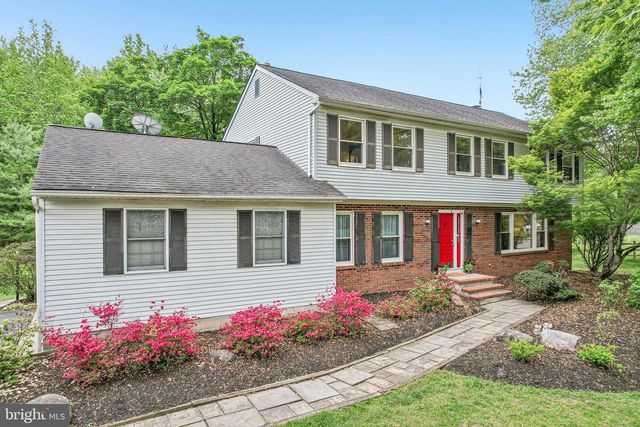 6 INDIAN RUN RD, Princeton Junction, NJ 08550